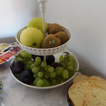 La Valletta Oda ve Kahvaltı